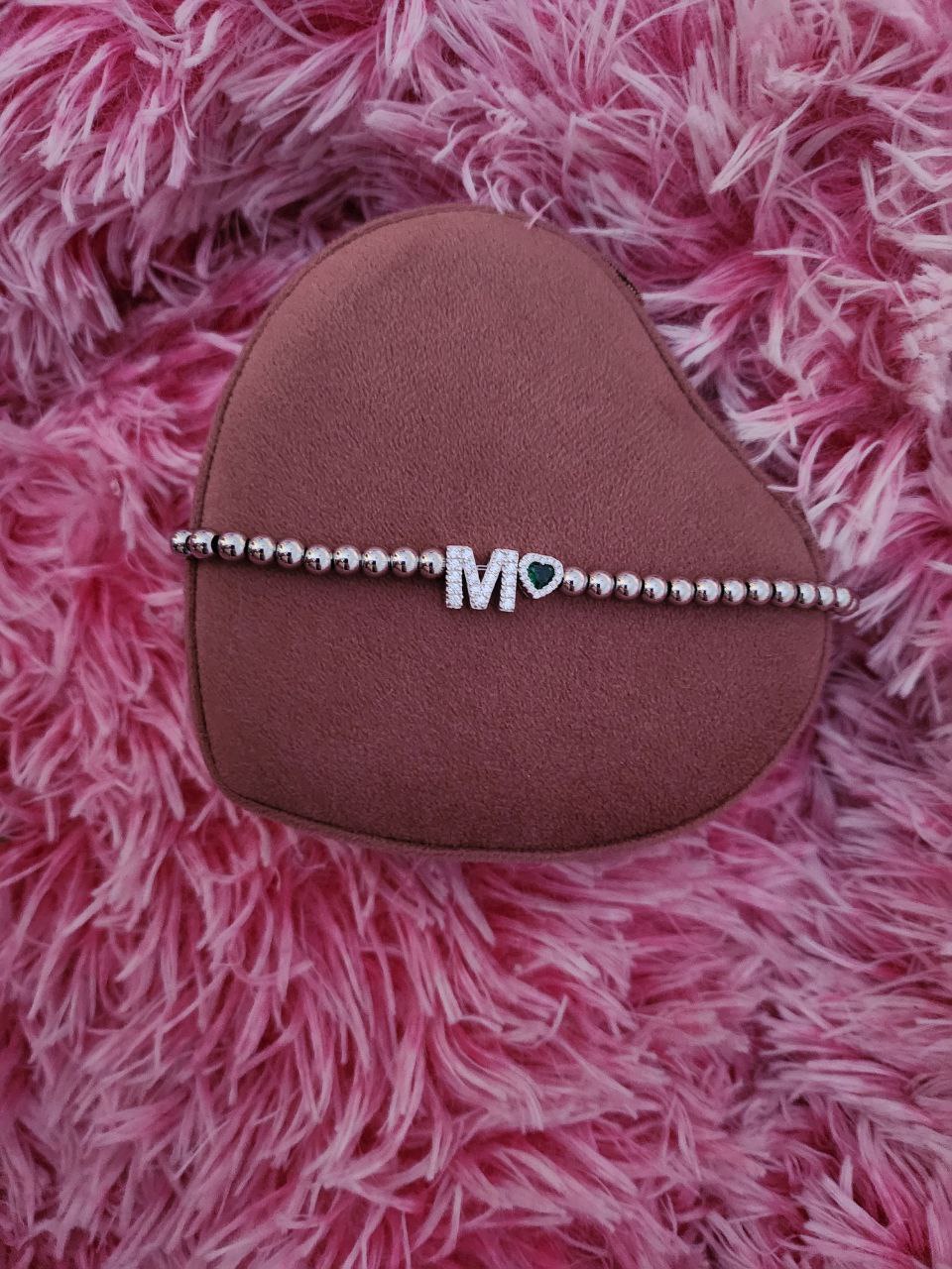 Bracciale perline con iniziale e cuore - argento 925