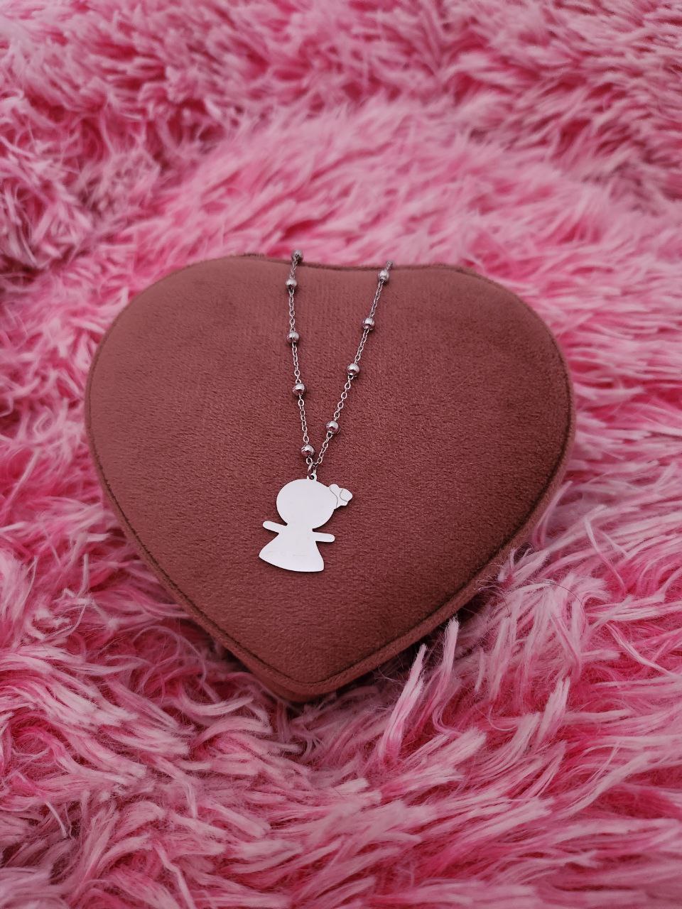 Collana perline con bimba pendente silver