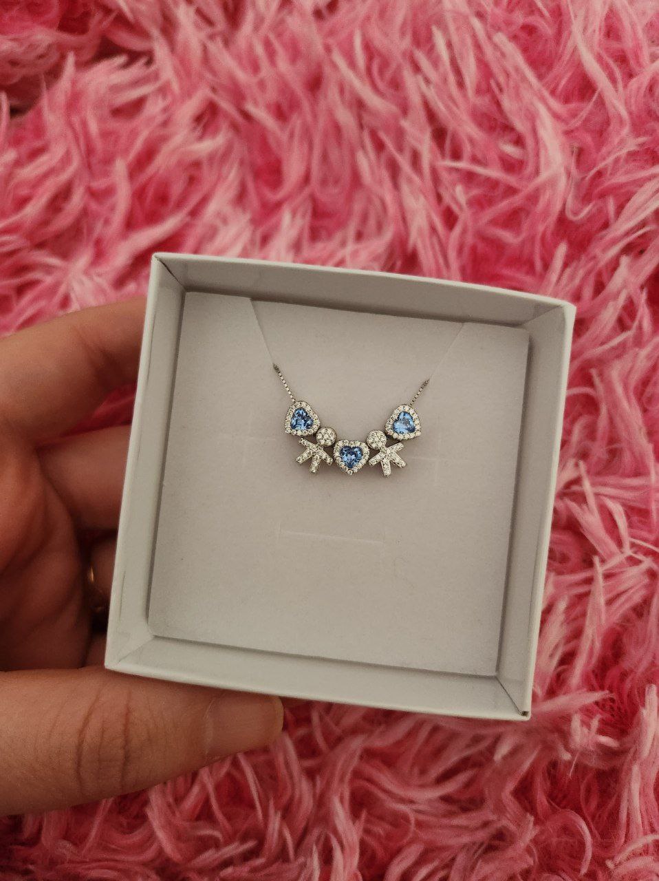 Collana con due bimbi e tre cuori passanti azzurri - argento 925