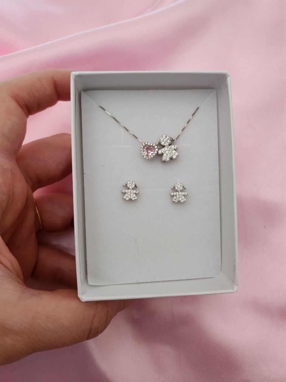 Set bimba con cuore rosa e orecchini