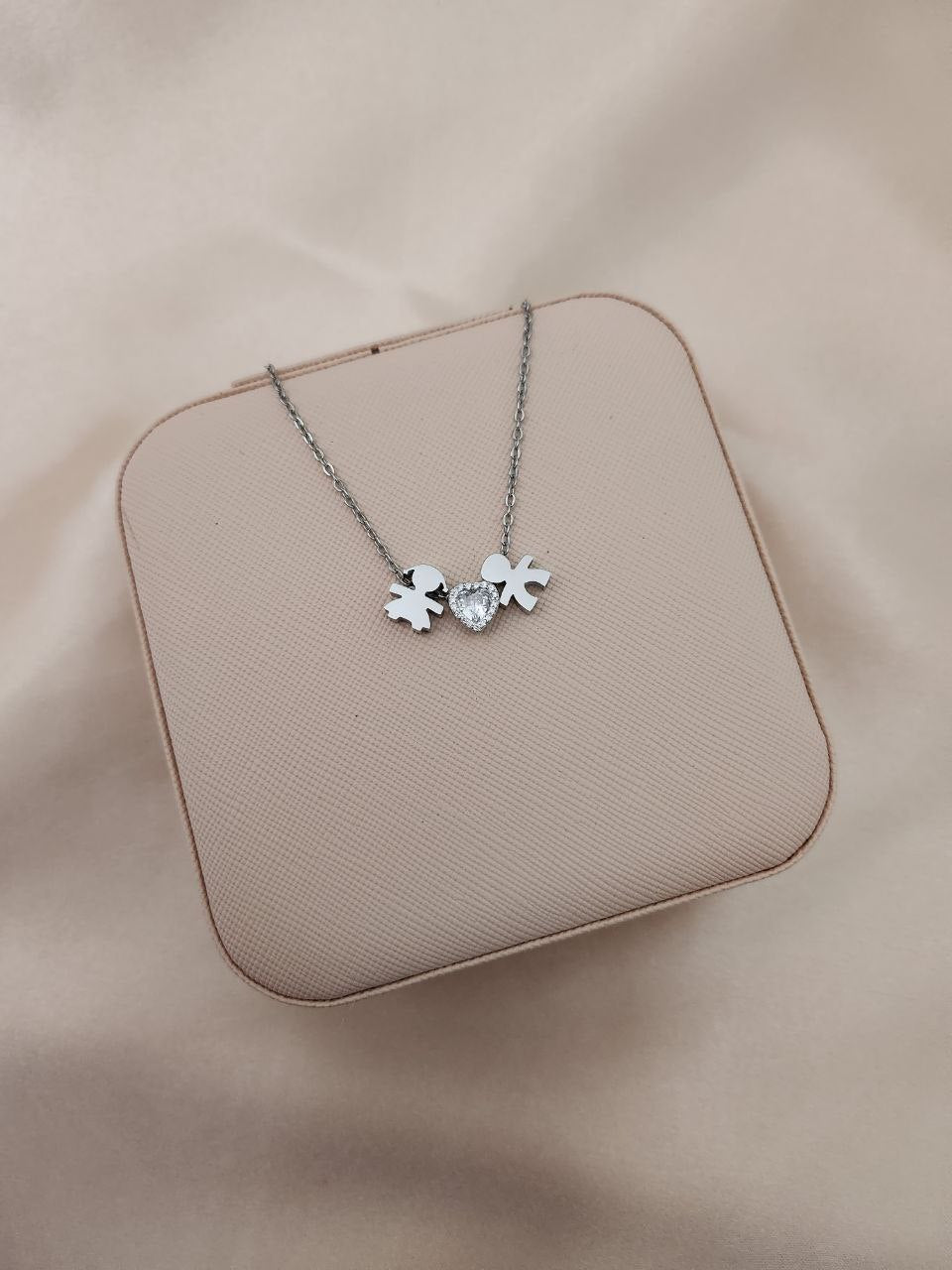 Collana bimba e cuore bianco bimbo