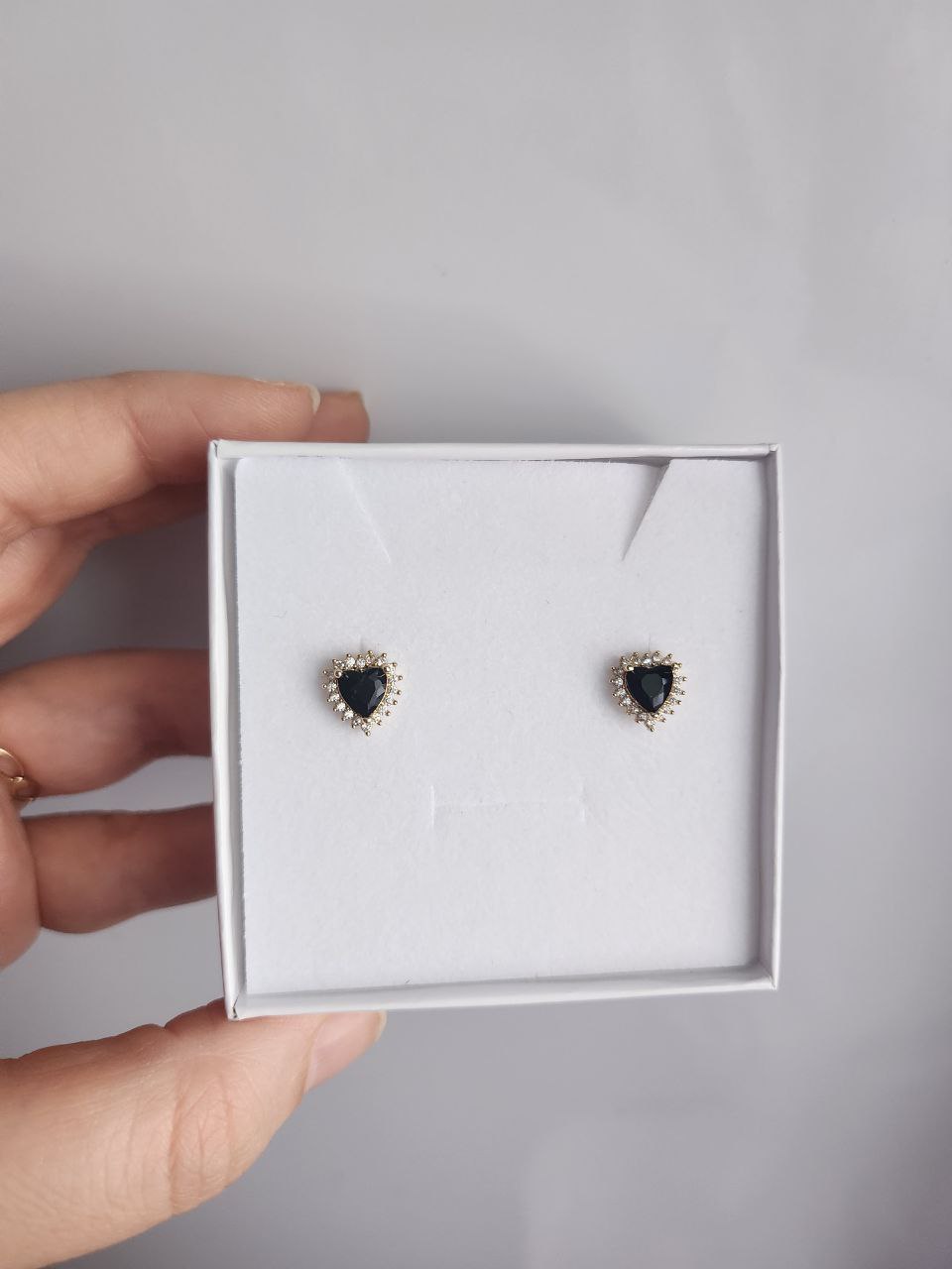 Orecchini cuore nero oro