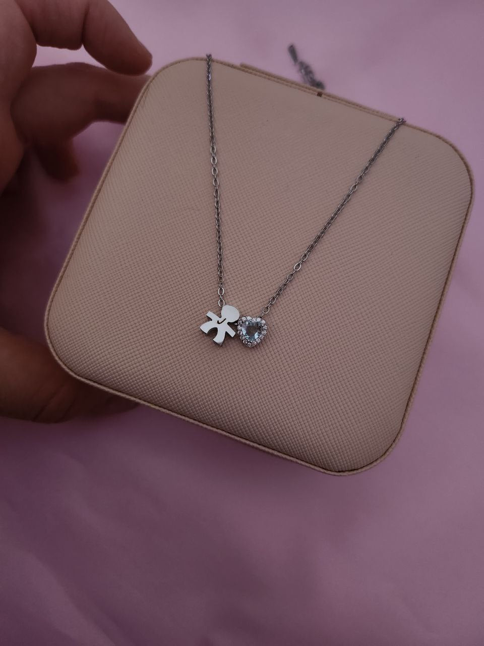 Collana con bebè pesonalizzato e cuore acquamarina