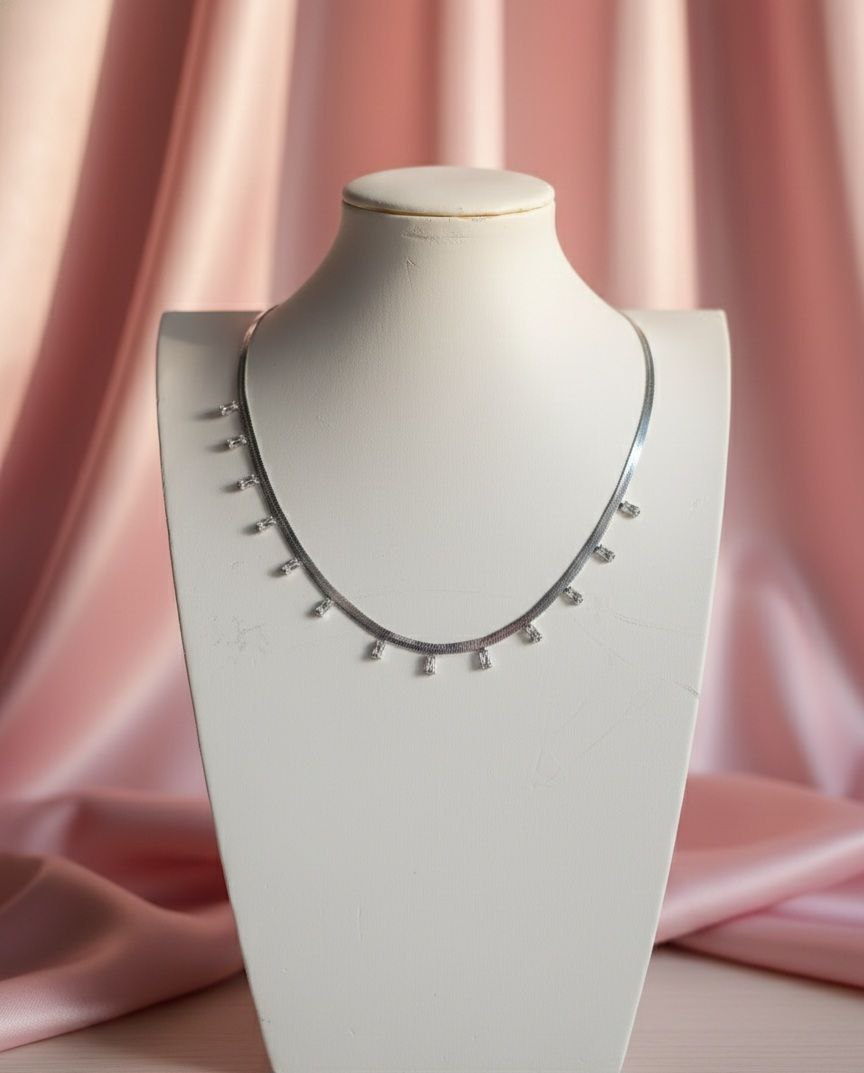 Collana snake silver con punti luce bianchi