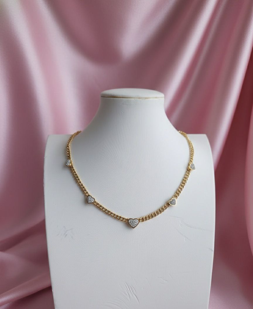 Collana catena oro con cuori