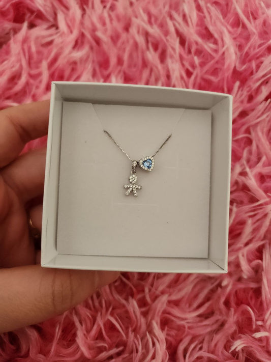 Collana con bimbo pendente e cuore passante azzurro  - argento 925