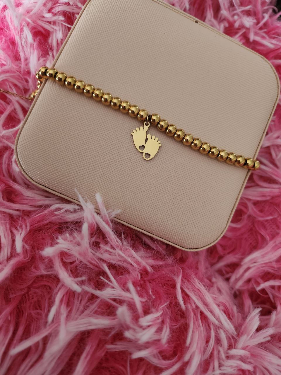 Bracciale perline con piedini  gold