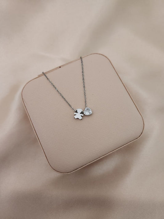 Collana bimba e cuore bianco