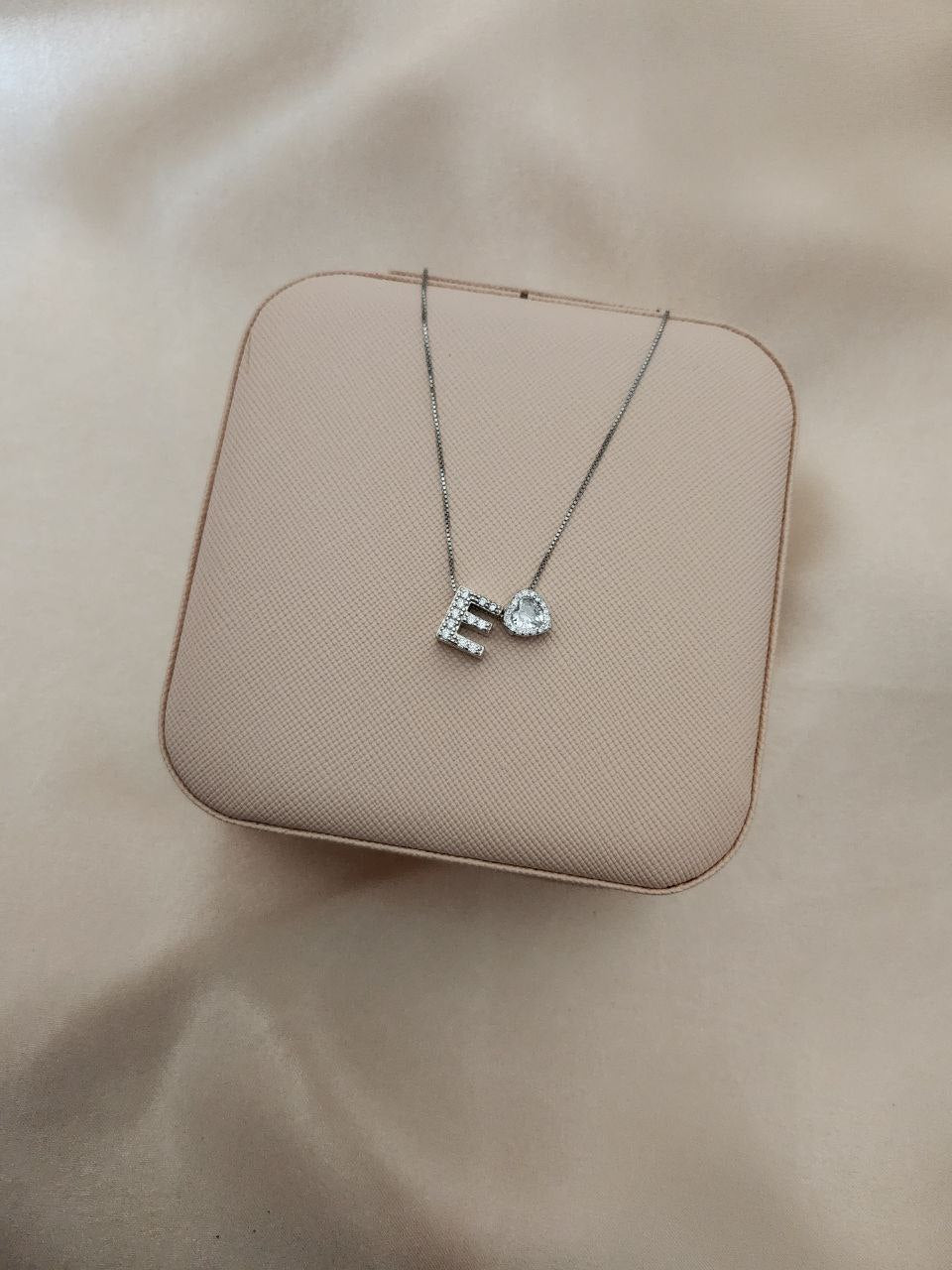 Collana con iniziale da personalizzare + cuore   - ARGENTO 925
