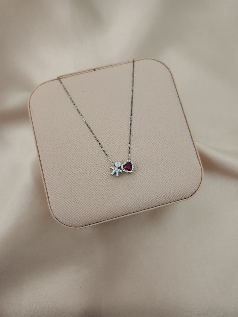 Collana con bimbo - cuore rosso    - ARGENTO 925