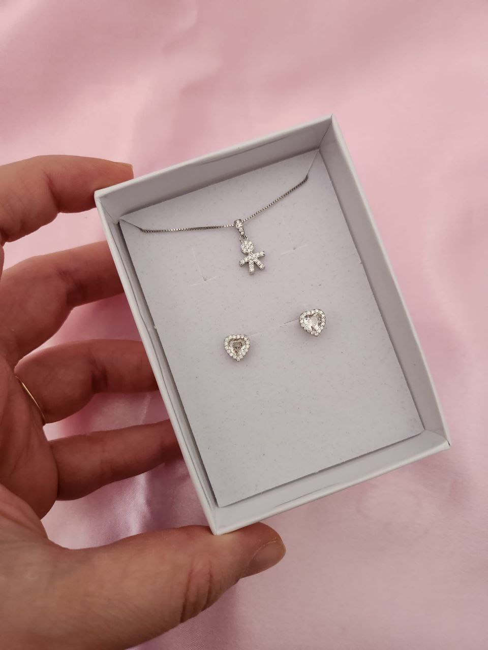 Set:collana con bimbo  e orecchini cuore bianco - argento 925