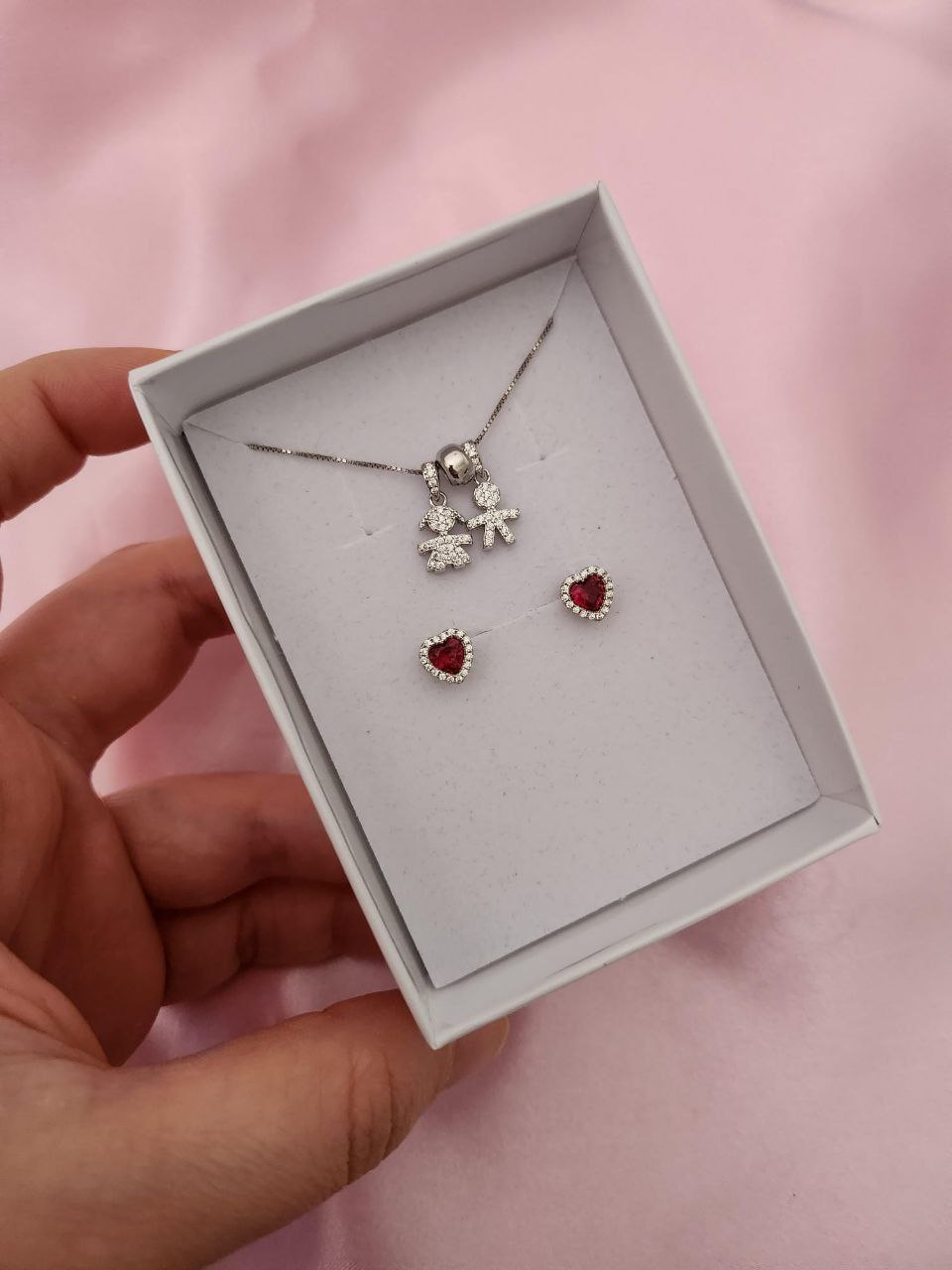 SET: collana con due bimbi pendenti  e  orecchini rosso - argento 925