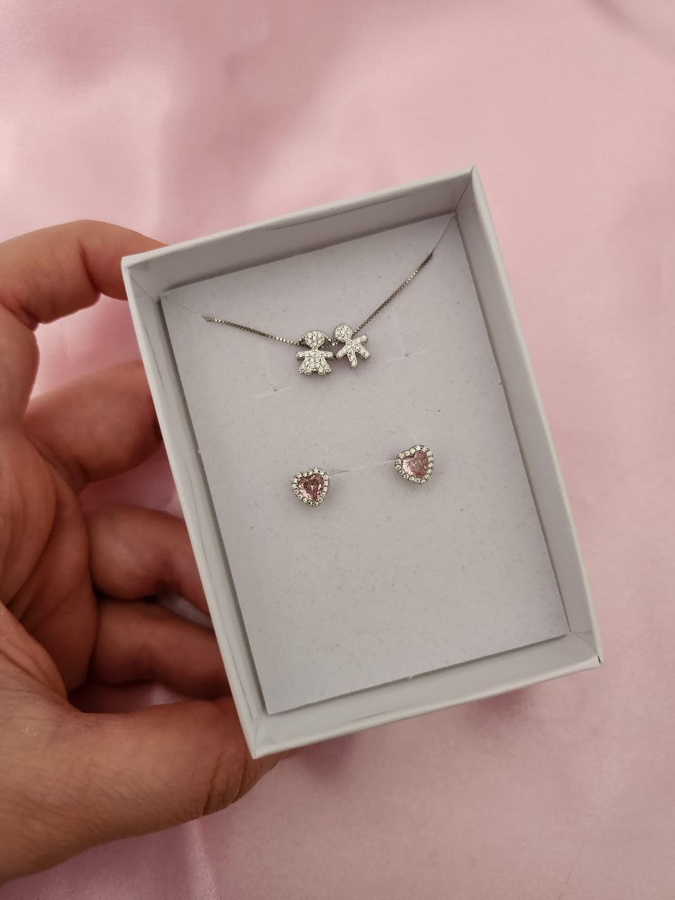 collana con due bimbi passanti e orecchini cuori rosa     - argento 925