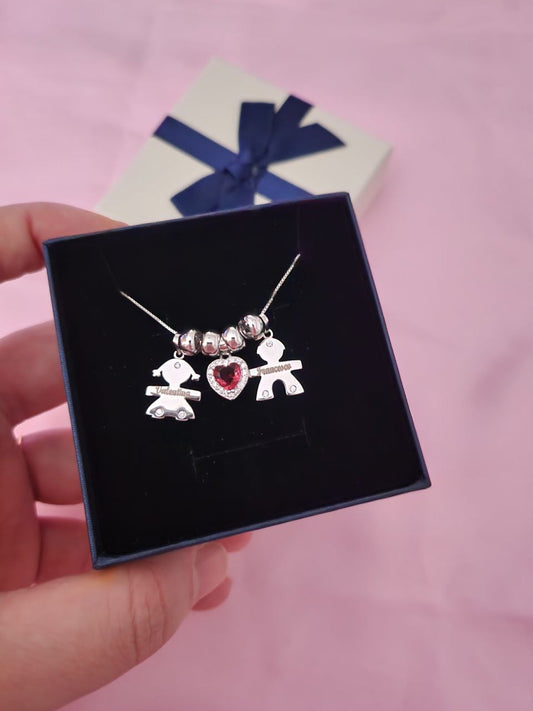 Collana con due bimbi personalizzati e cuore pendete rosso - argento 925