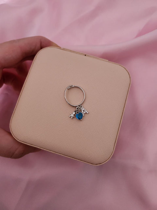 Anello con pendenti:  cuore blu e iniziale e bimbo- argento 925