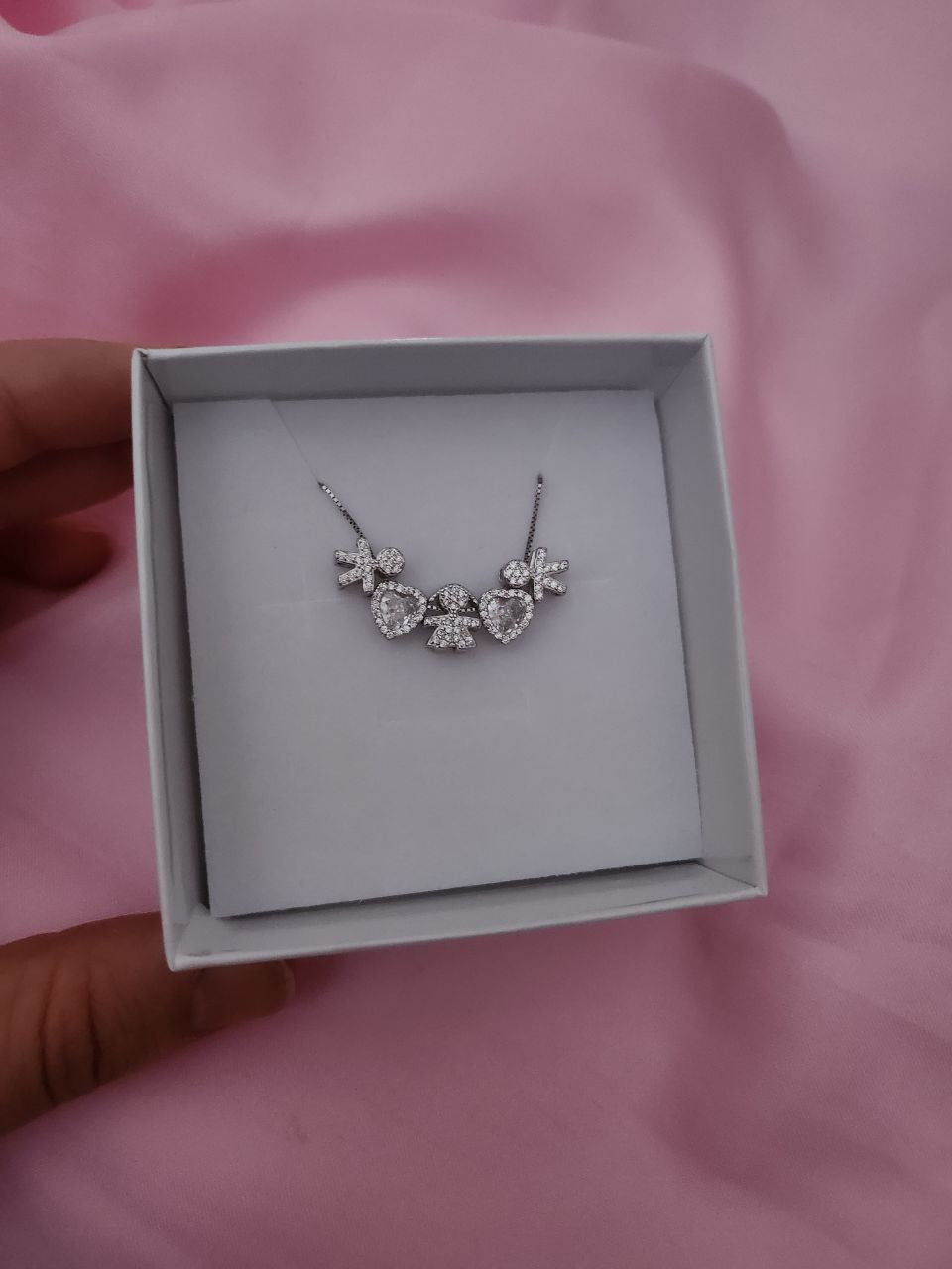 Collana con tre bimbi passanti e due cuori - argento 925