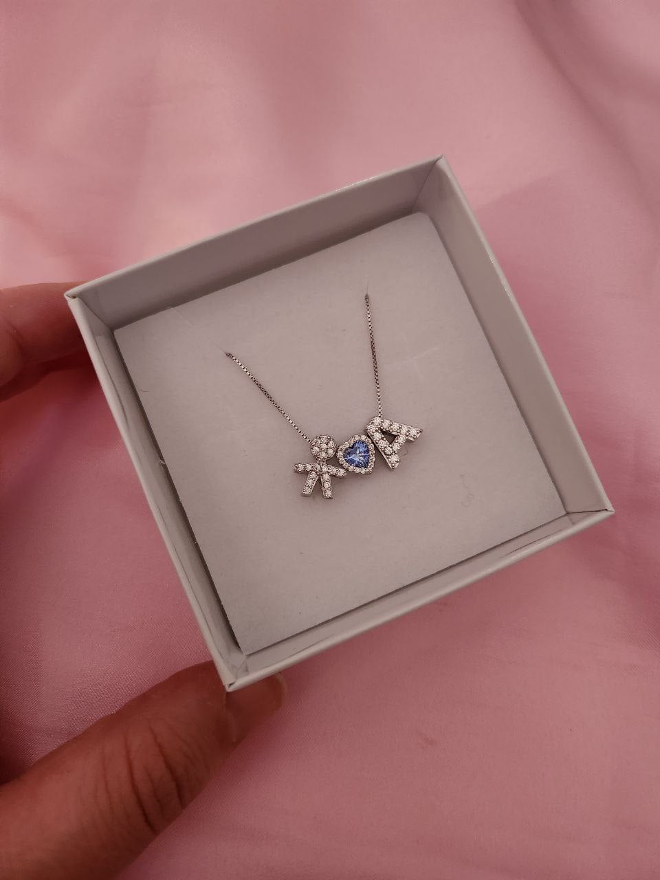 Collana con iniziale personalizzata + cuore azzurro + bimbo passante + argento 925