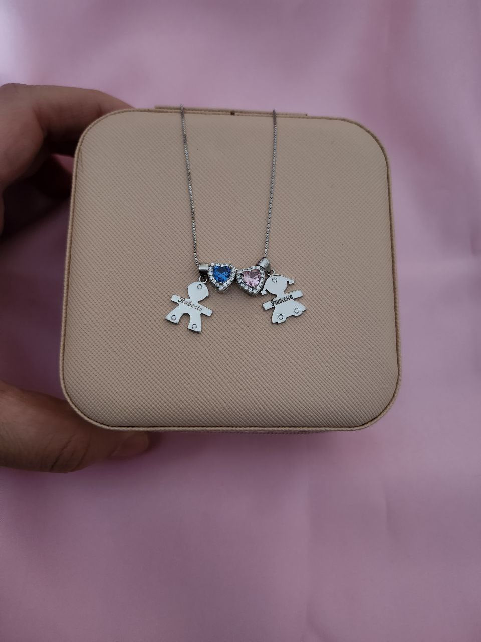 Collana con bimba e bimbo personalizzati con cuore rosa e azzurro- argento 925
