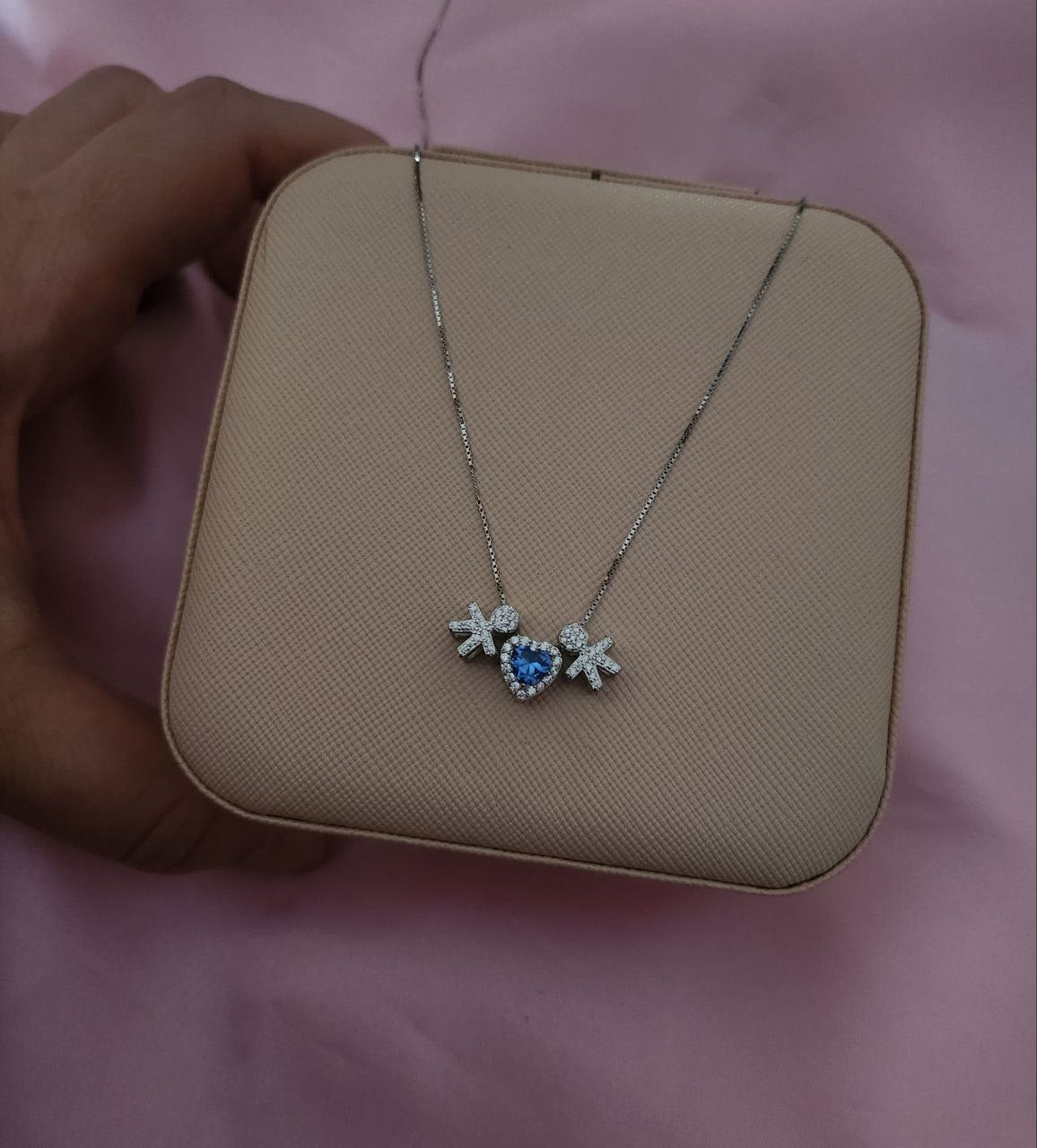 Collana con due bimbi passanti e cuore azzurro intenso - argento 925