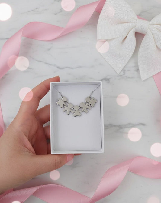 Collana  con 5 bimbi senza personalizzazione