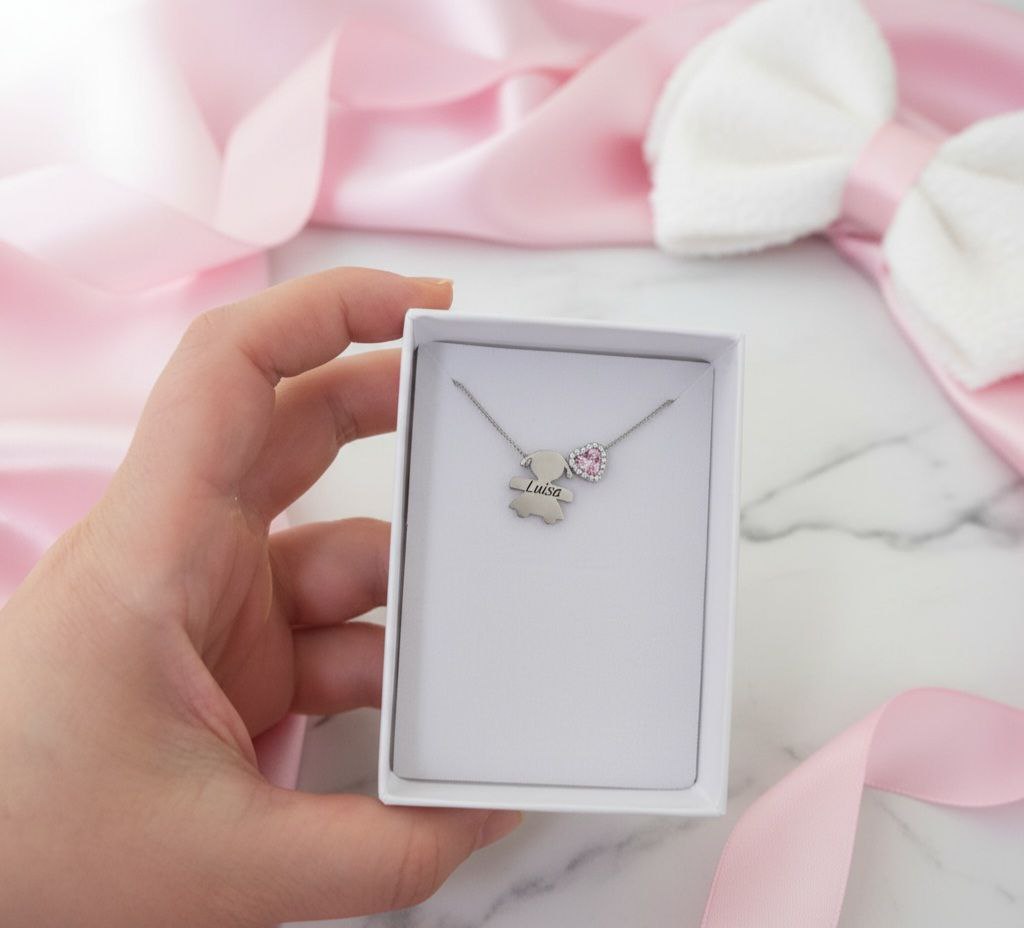 Collana liscia  con bimba personalizzata e cuore rosa