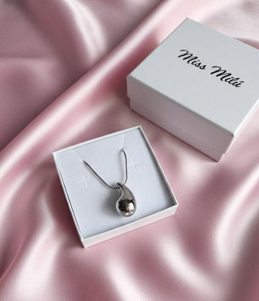 Collana  con goccia