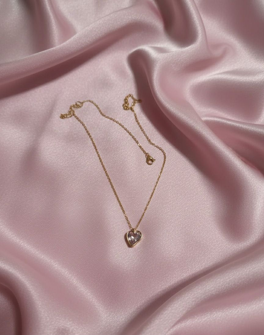 Collana con punto luce  cuore rosa chiaro