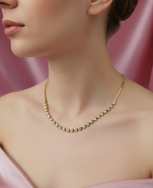 Collana snake con strass bianchi